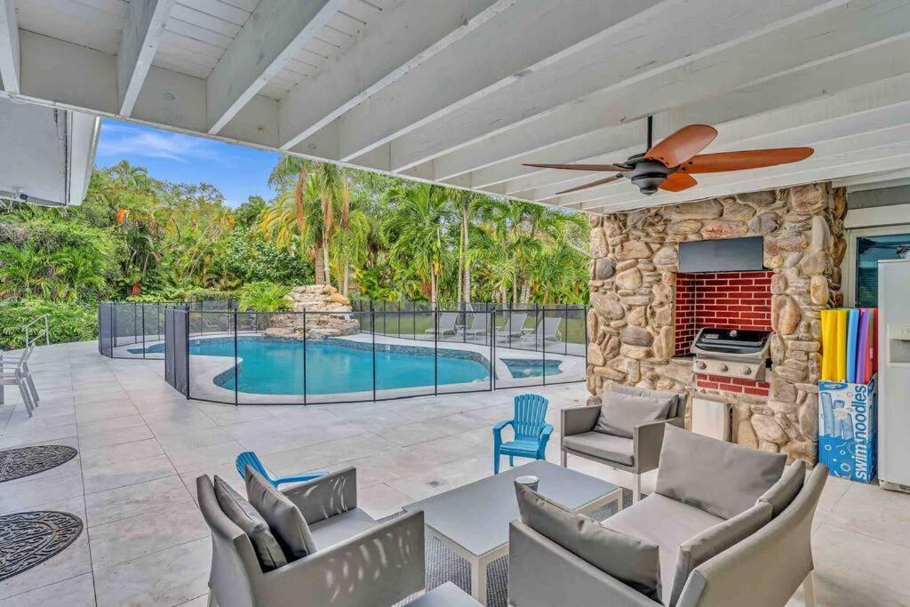 Villa Rare Hidden Getaway Heated Pool 1.5 Acres! Sleeps 16 à Fort Lauderdale Extérieur photo