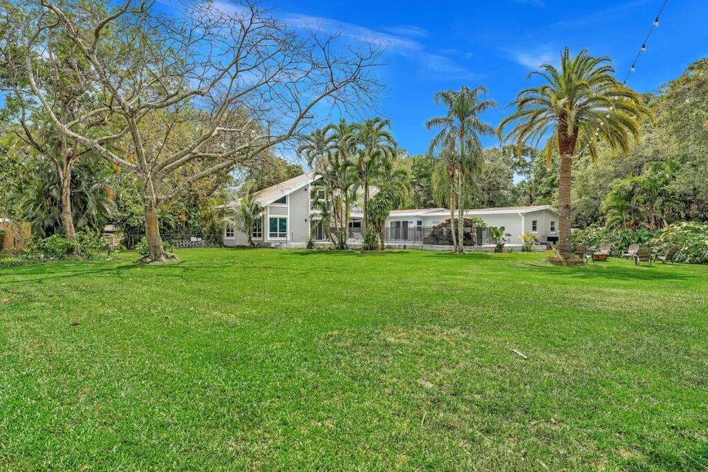 Villa Rare Hidden Getaway Heated Pool 1.5 Acres! Sleeps 16 à Fort Lauderdale Extérieur photo