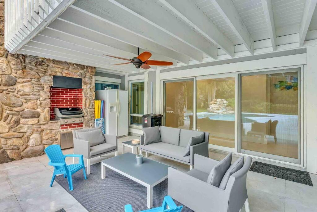 Villa Rare Hidden Getaway Heated Pool 1.5 Acres! Sleeps 16 à Fort Lauderdale Extérieur photo