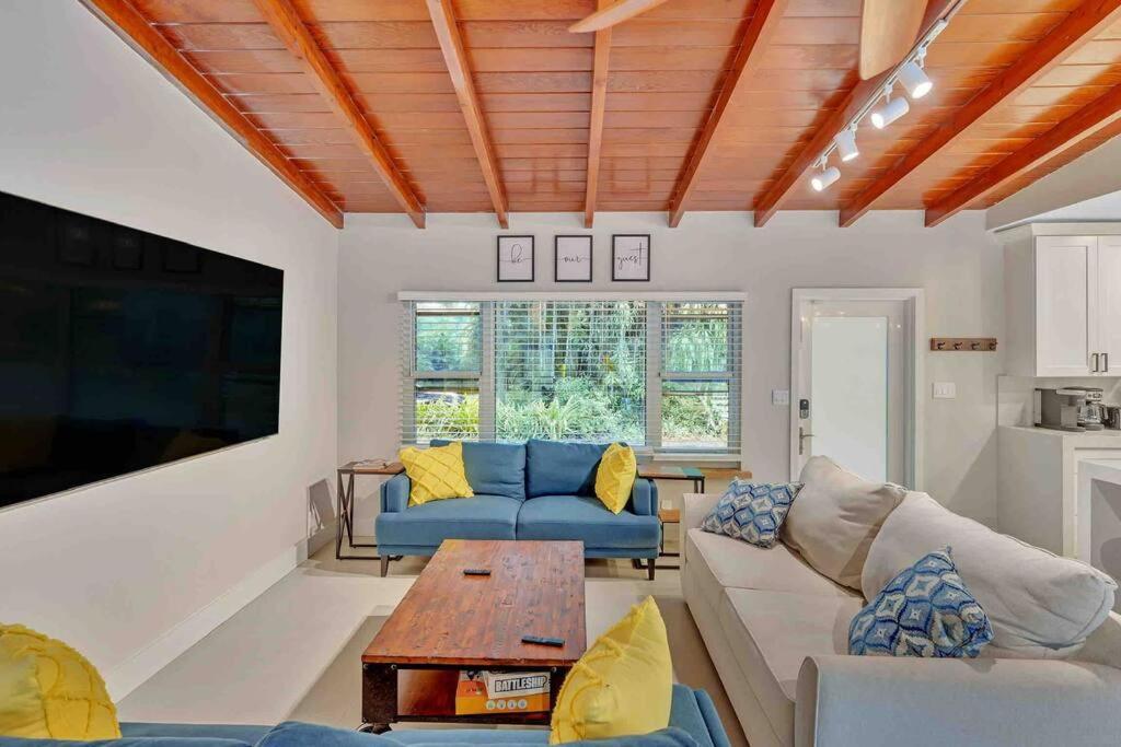 Villa Rare Hidden Getaway Heated Pool 1.5 Acres! Sleeps 16 à Fort Lauderdale Extérieur photo