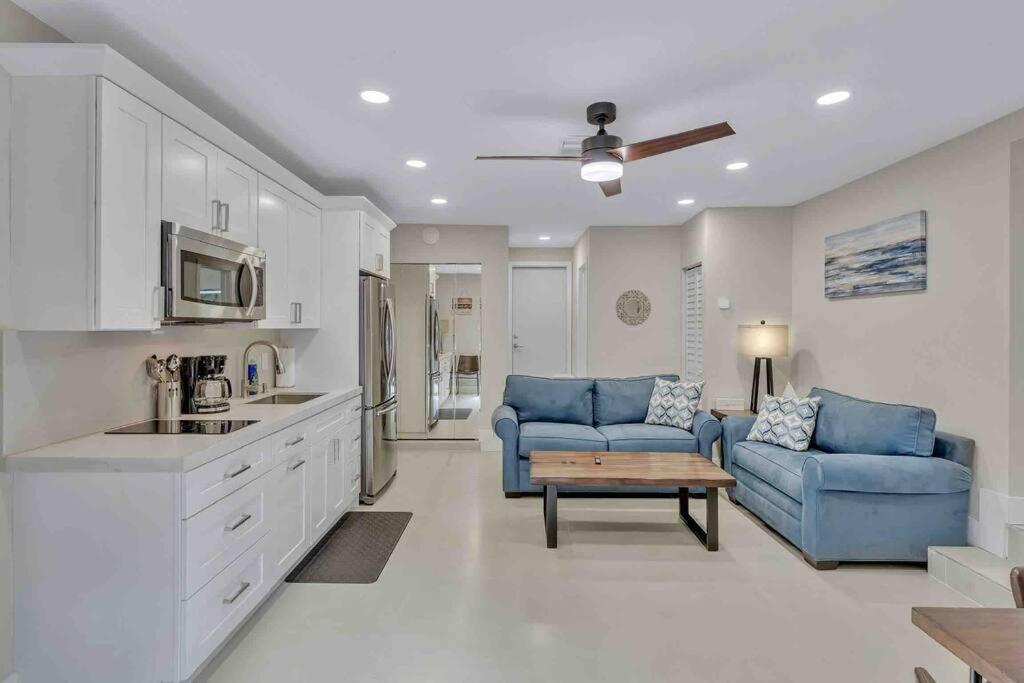 Villa Rare Hidden Getaway Heated Pool 1.5 Acres! Sleeps 16 à Fort Lauderdale Extérieur photo