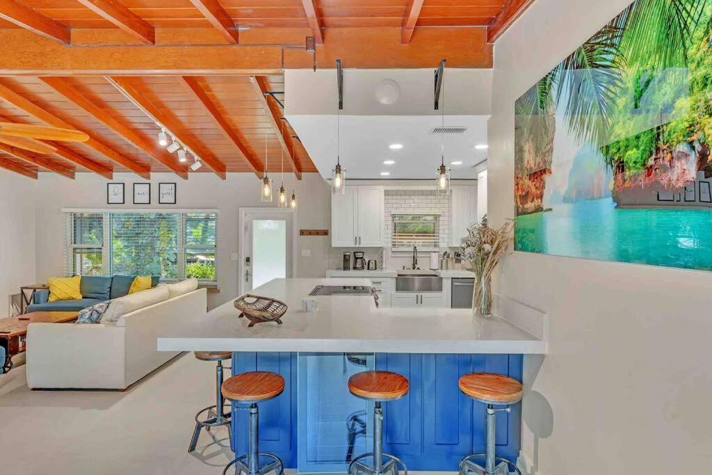 Villa Rare Hidden Getaway Heated Pool 1.5 Acres! Sleeps 16 à Fort Lauderdale Extérieur photo